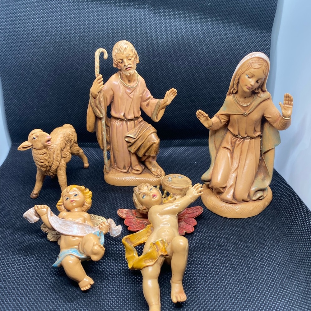 Vintage Depose Italy Nativity Figurine x5